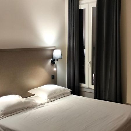 Hotel Royal Montreuil Монтрей Екстер'єр фото
